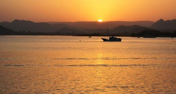 Lake Pichola Udaipur