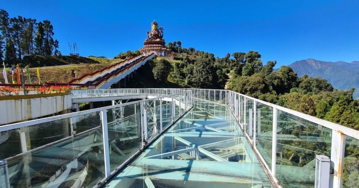 Sky Walk Pelling